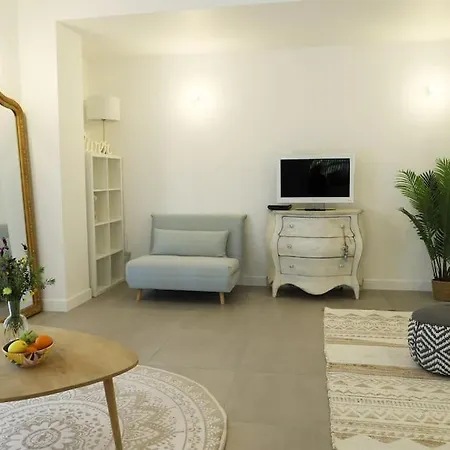 Jardin Boreals 3 Bed Luxury Appt *
