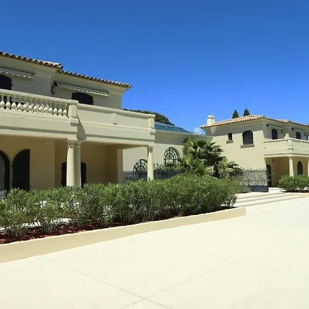 Jardin Boreals 3 Bed Luxury Appt Grimaud