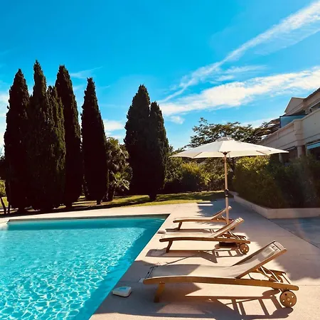 Jardin Boreals 3 Bed Luxury Appt 아파트