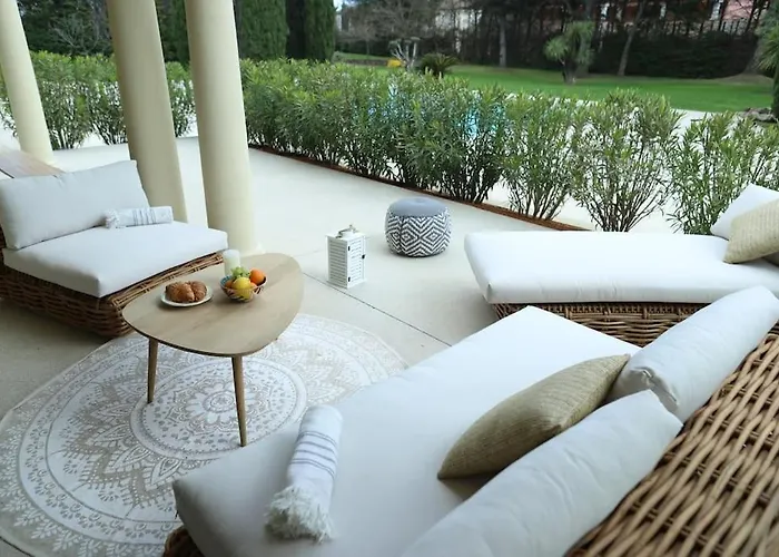 Jardin Boreals 3 Bed Luxury Appt * Grimaud