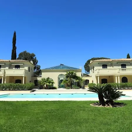 Jardin Boreals 3 Bed Luxury Appt